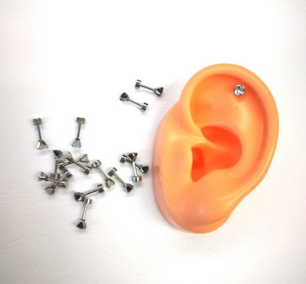 Piercing  do ucha Helix / Tragus strieborný čierny kamienok - Image 2