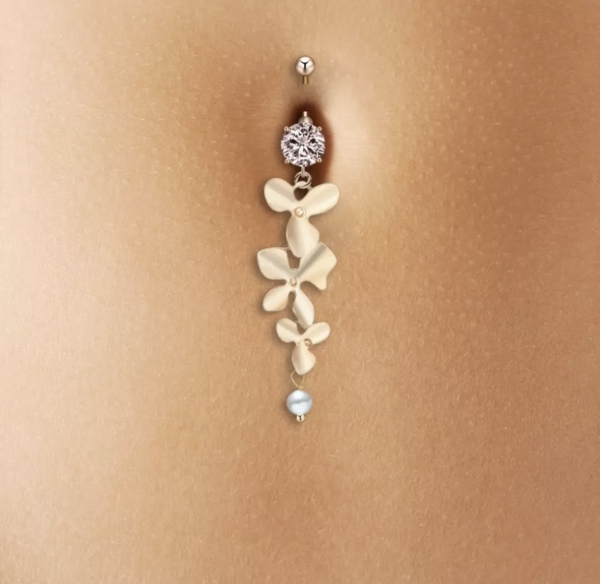Piercing do pupku Kvety zlatý s béžovým kamienkom - Image 2