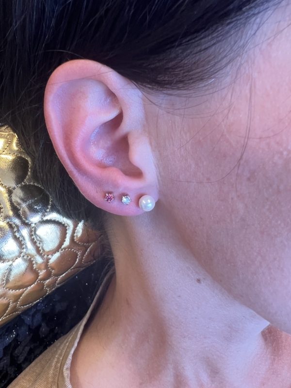 Školenie Piercing ucha a nastreľovanie náušníc - Image 4